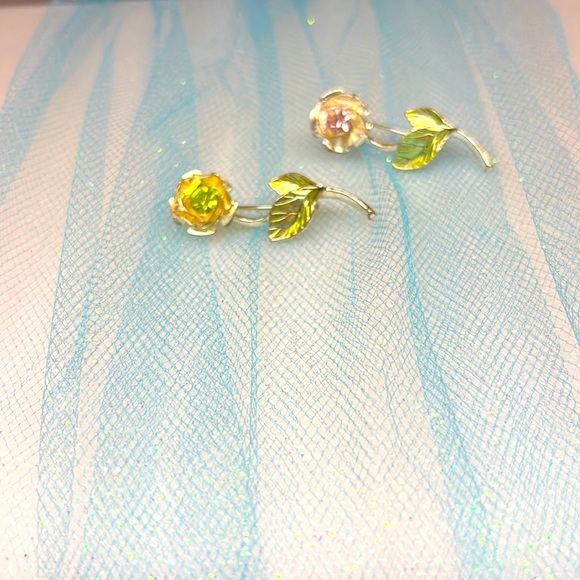 Avon Jewelry - 3/$15 AVON Rose Pins